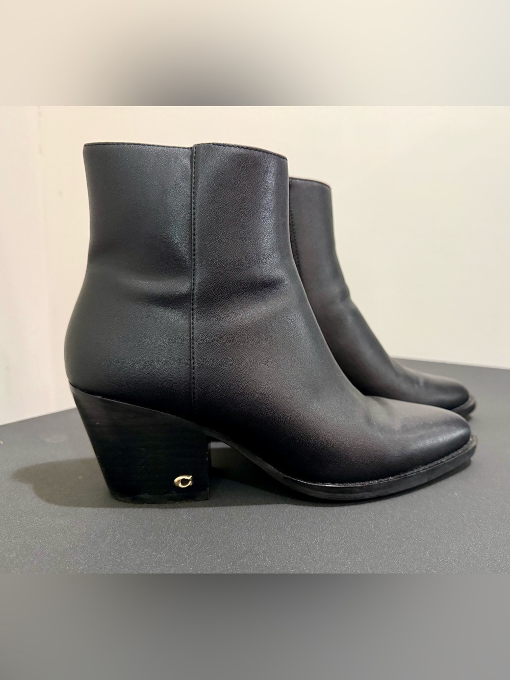 Coach Black Leather Block Heel Bootie US 8.5B | Gently Worn
